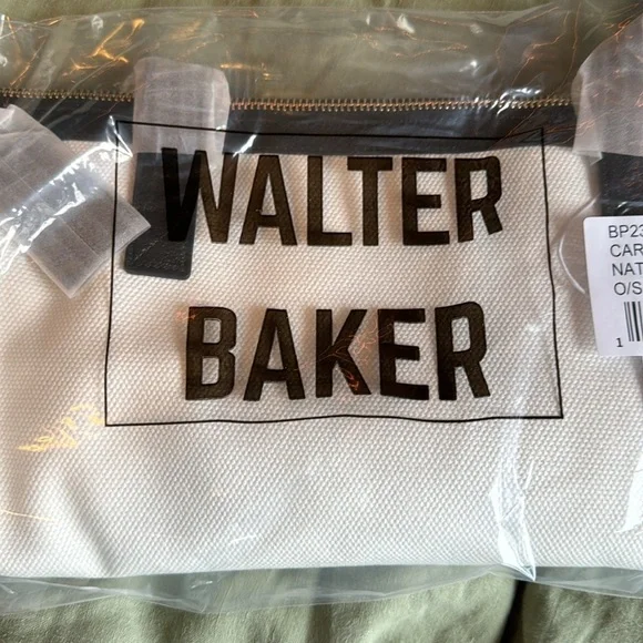 Walter Baker X Curateur Carly Tote Bag - Picture 9 of 10